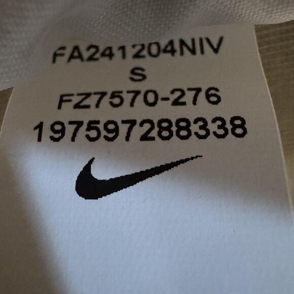 Nike Tech Fleece Reimagined Polo Mens Small Long Sleeve Olive FZ7570-276 NWT - Picture 10 of 11